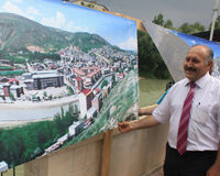 Başkan Polat, sergiyi ilgiyle takip etti...