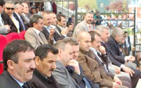 İlk maçlar ilgi ile izlendi