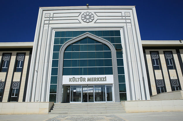 Bayburt Üniversitesi Kültür Merkezi 1500 kişilik yemekhaneyle hizmette -  Bayburt Postası