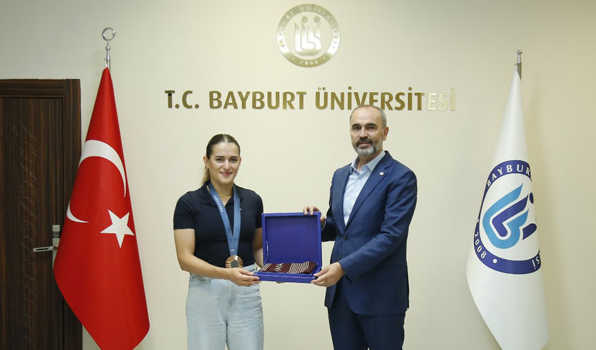 Olimpiyat Sampiyonlarinin Tercihi Yine Bayburt Universitesi Oldu 1