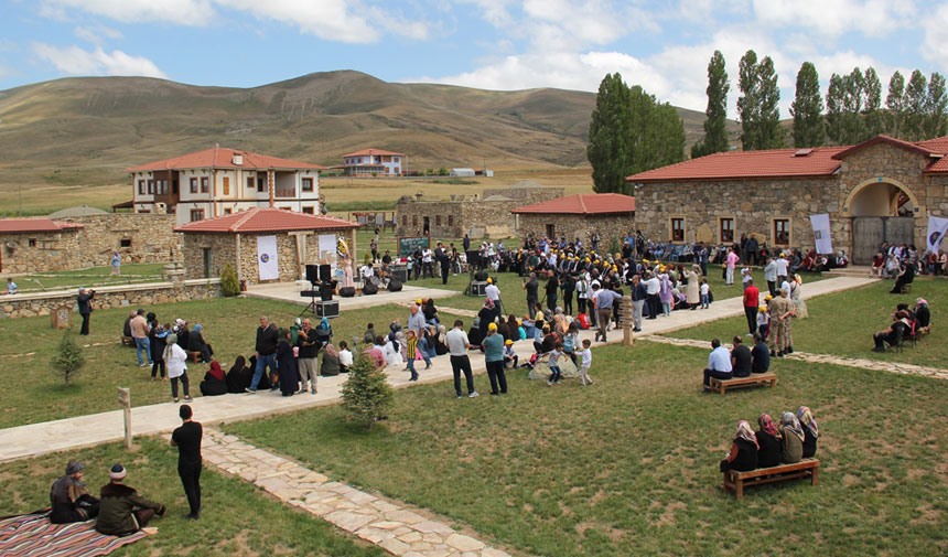 Kenan Yavuz Etnografya Muzesini Kac Kisi Ziyaret Ett 1