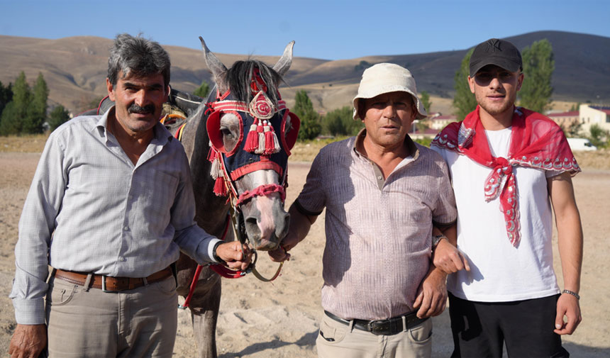 Bayburt Ta Ciritcilerin Asker Ugurlamasi Mac Ile Oldu 2