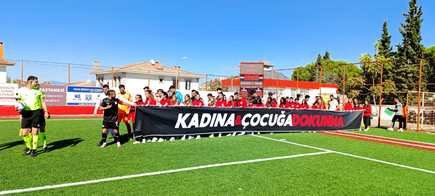 Bayburt Ozel Idarespor Penalti Kacirdigi Lider Karsisindan Puanla Donuyor (1)