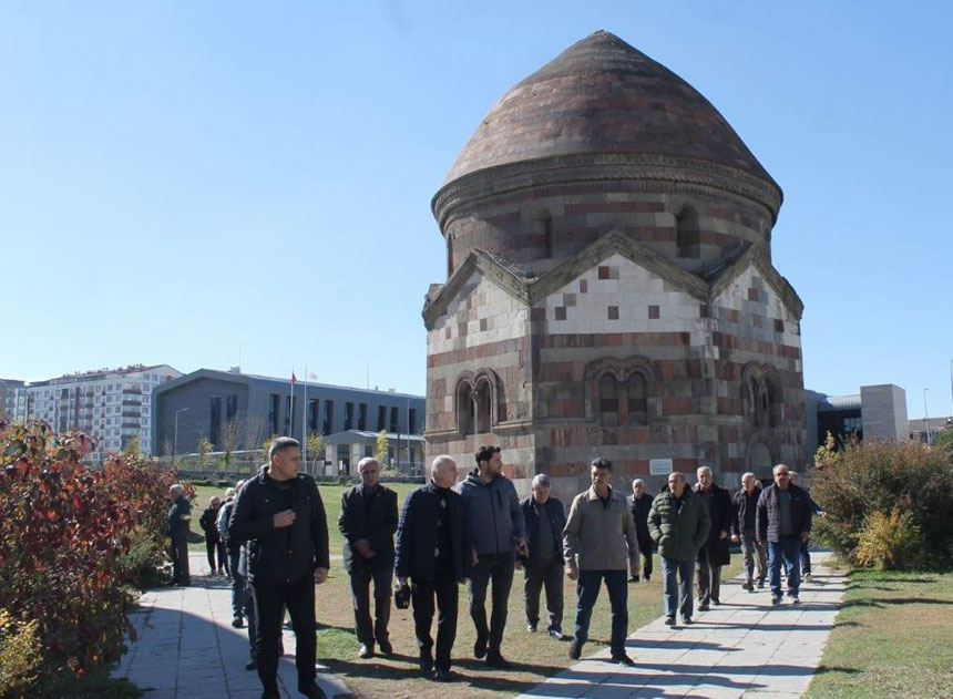 Sgkdan Bayburtlu Emeklilere Kultur Gezisi1