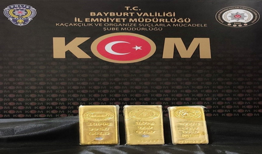 Bayburtta Piyasa Degeri 10 Milyon Tl Olan 3 Kg Altin Ele Gecirildi1