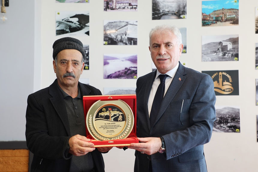 Bayburt Belediyesi Personellerine Veda Etti1