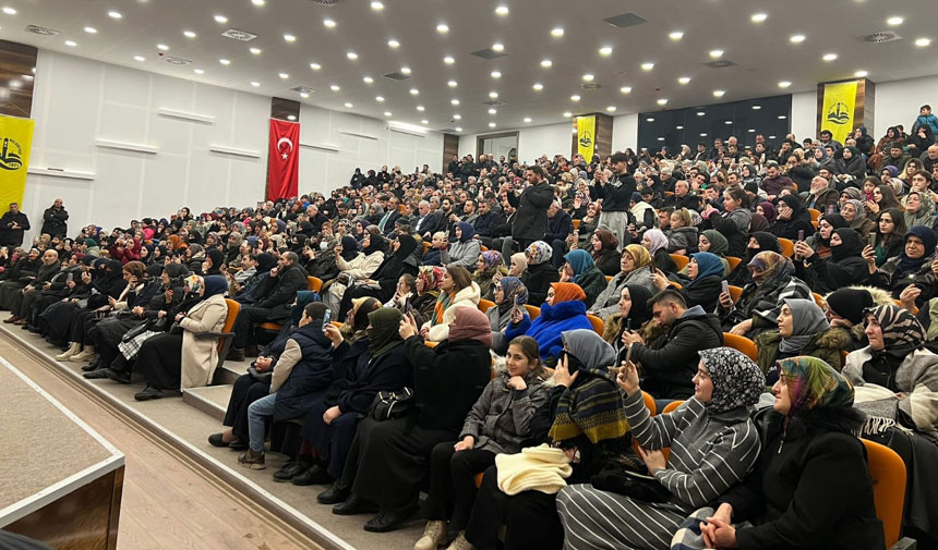 Bayburt Ak Genclikten Dursun Ali Erzincanli Ile Mirac Kandili Programi2