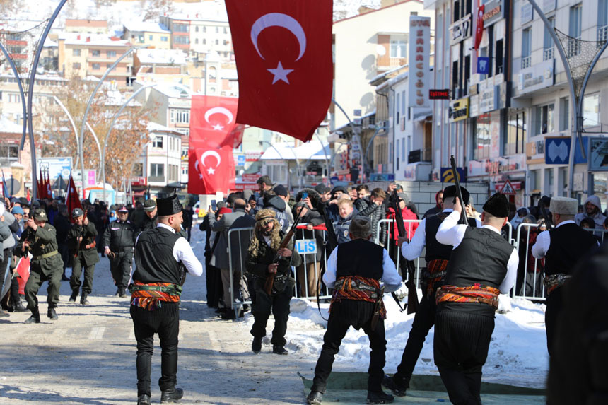 Bayburtun 107 Kurtulus Yil Donumu Buyuk Bir Coskuyla Kutlandi10