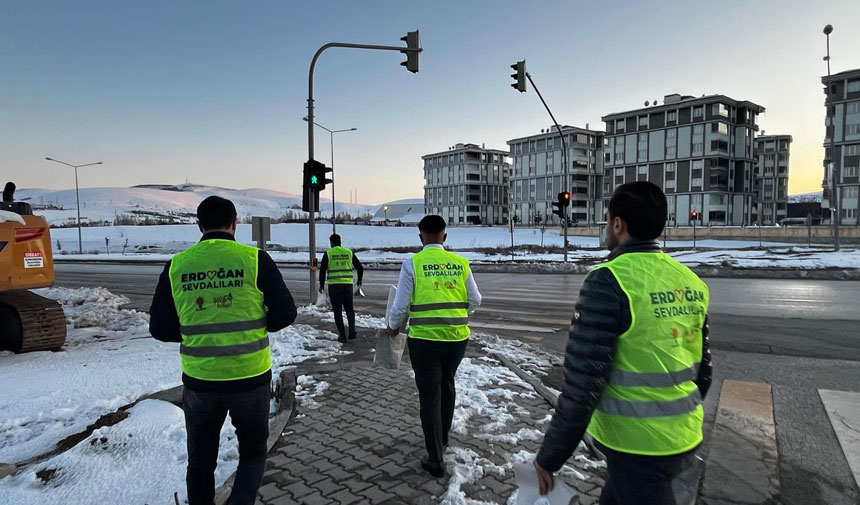 Bayburt Ak Genclikten Iftara 5 Kala Etkinligi2