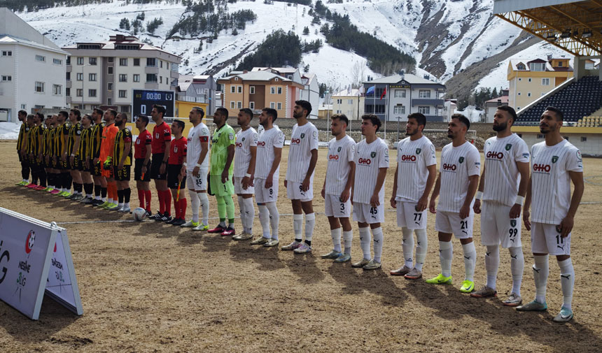 Bayburt Ozel Idarespor 20 Puanli Efeleri Dahi Evinde Yenemedi12