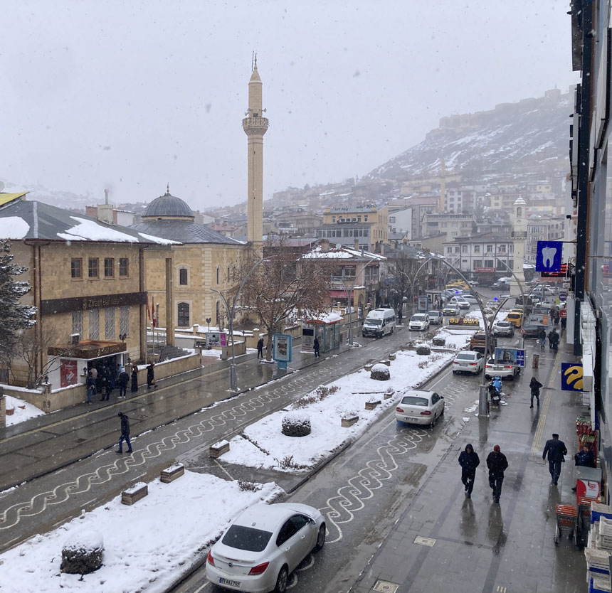 Bayburtta Kar Yagisi Araliksiz Suruyor