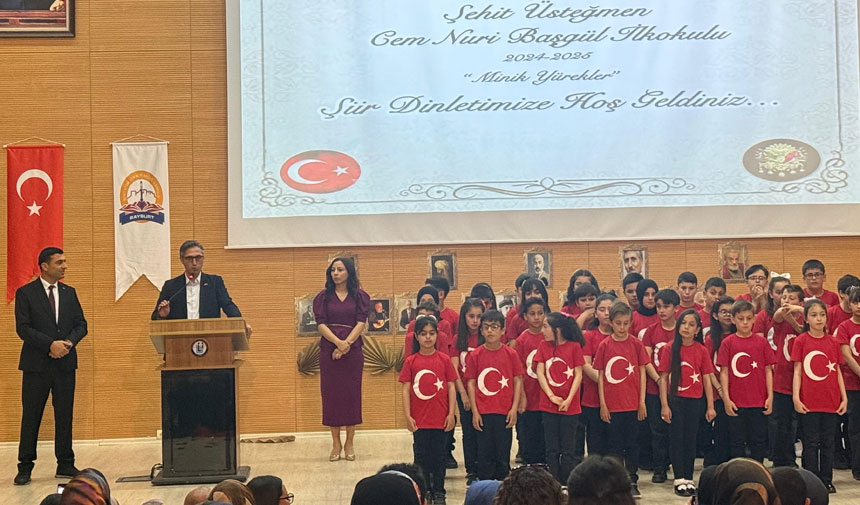 Minik Yureklerden Siir Soleni Bayburtta Duygu Dolu Gece2