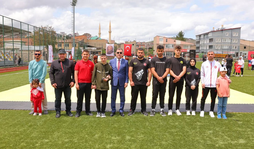 Bayburtta 19 Mayis Ataturku Anma Genclik Ve Spor Bayrami Coskusu1