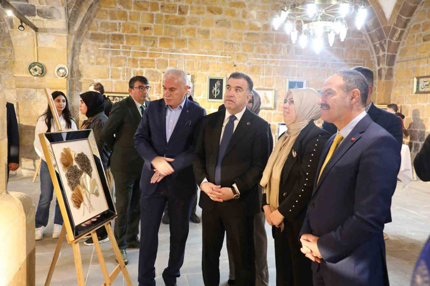 Bayburtta Genclik Haftasi Etkinliklerinde Sergi Acilisi1