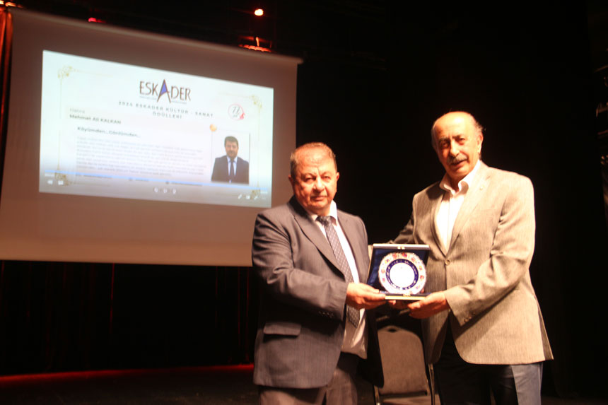 Eskader 2024 Kultur Sanat Odulleri Sahiplerini Buldu1