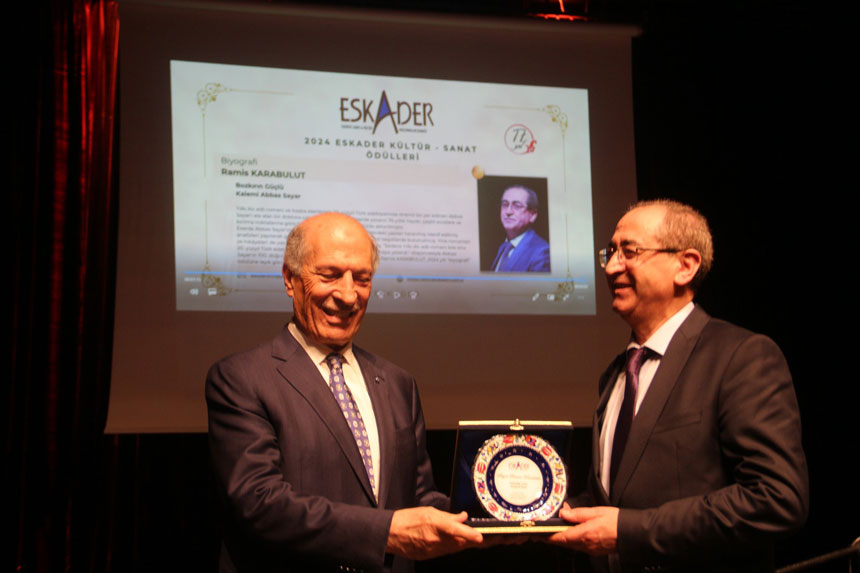 Eskader 2024 Kultur Sanat Odulleri Sahiplerini Buldu3