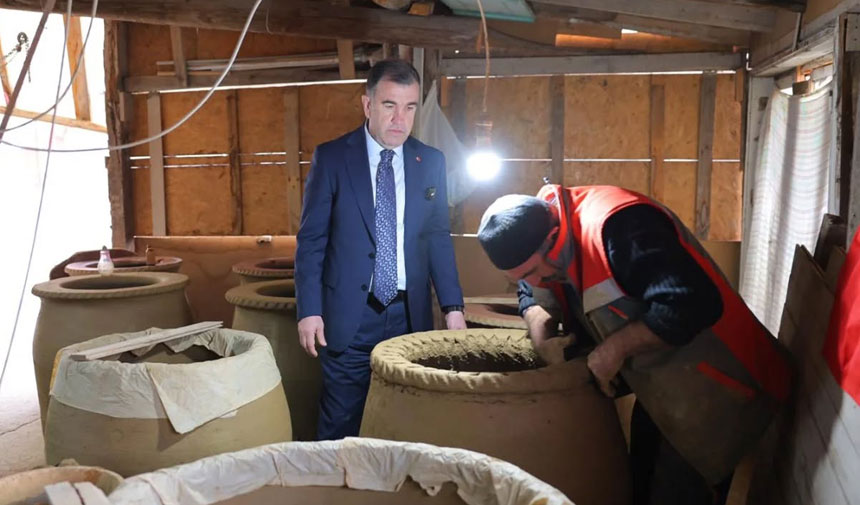 Vali Eldivan Turkiyenin Ahisi Recai Purutoglunu Ziyaret Etti5