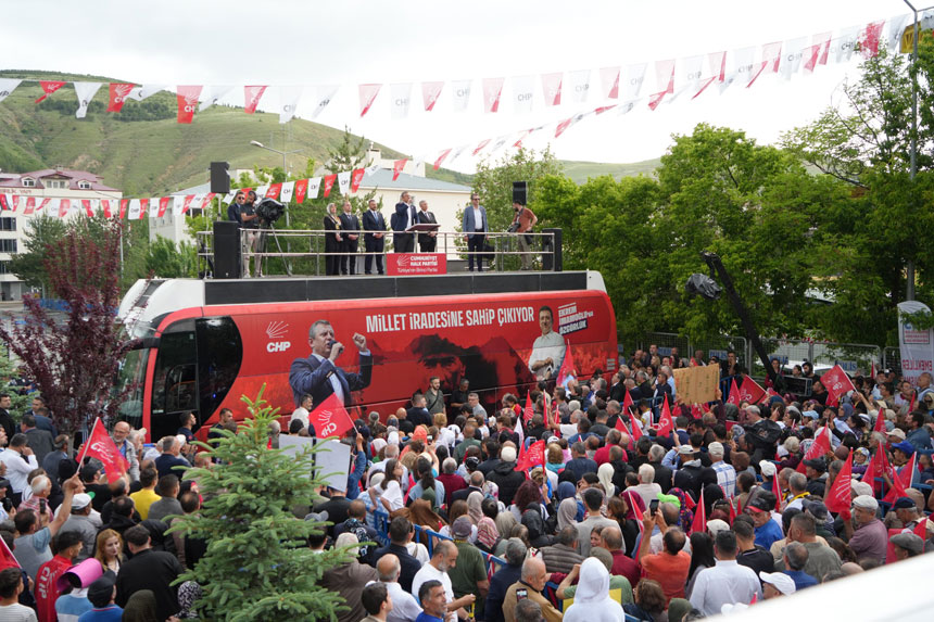 Chp Genel Baskani Ozgur Ozel Bayburt Mitinginde Konustu3