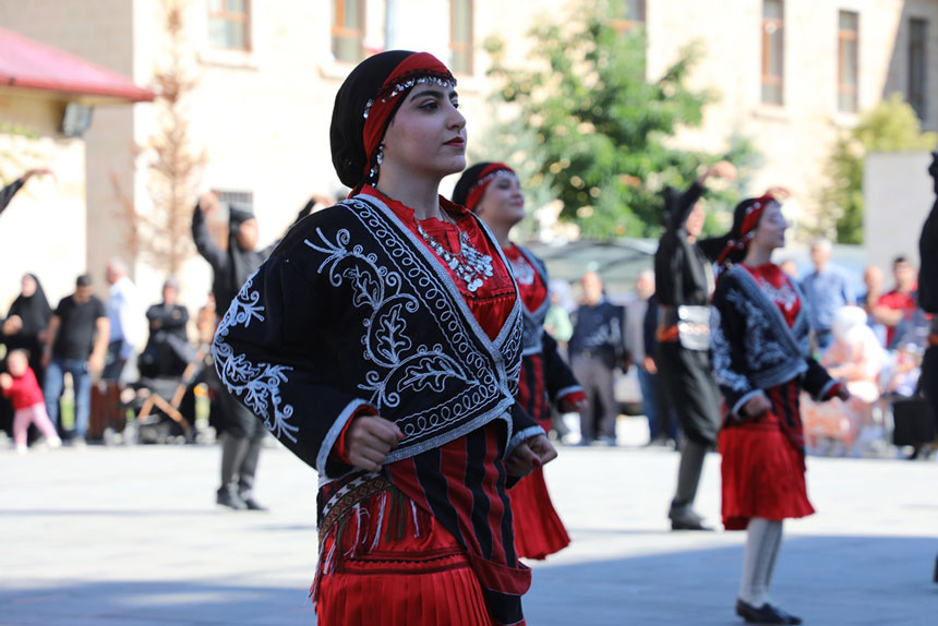 Dede Korkut Solenlerinin 29 Yilina Coskulu Acilis3