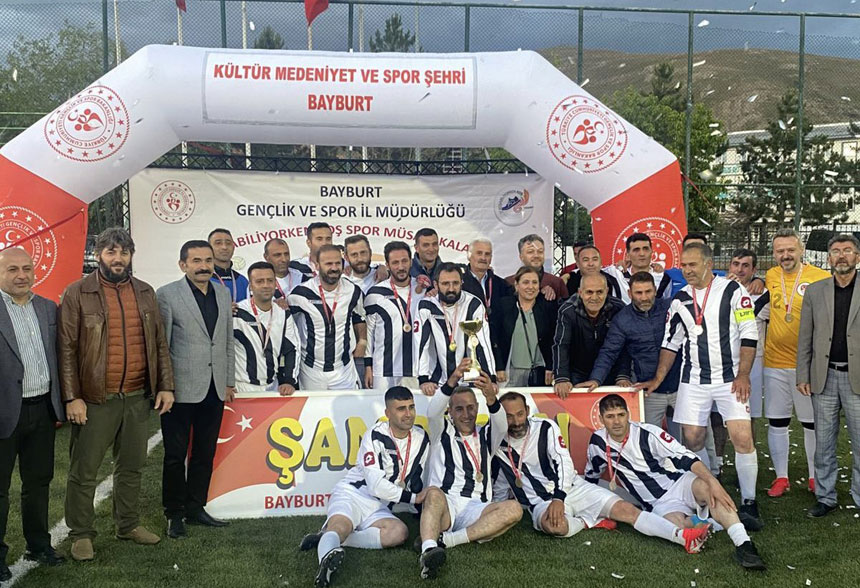 Bayburt Universitesi Kurumlar Arasi Futbol Turnuvasinda Sampiyon3