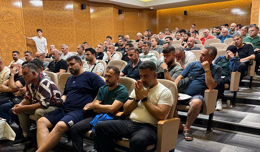 Turk Boksunun Gelecegi Bayburtta Konusuldu3