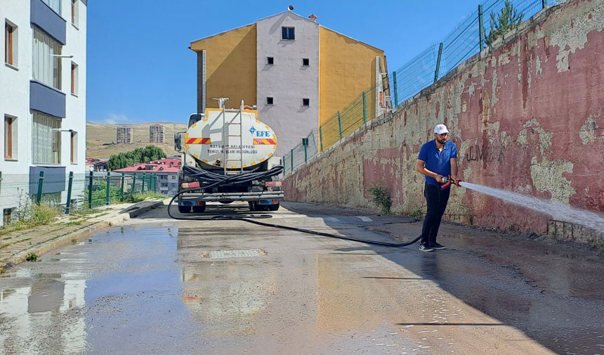 Bayburt Belediyesi Sahada Yogun Tempoda Calisiyor2