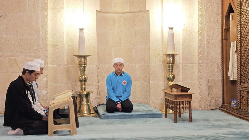 Bayburtlu Hafiz Abdulhamit Yilmaz 7 Ayda Ezberledi 1 Gunde Hatim Etti1
