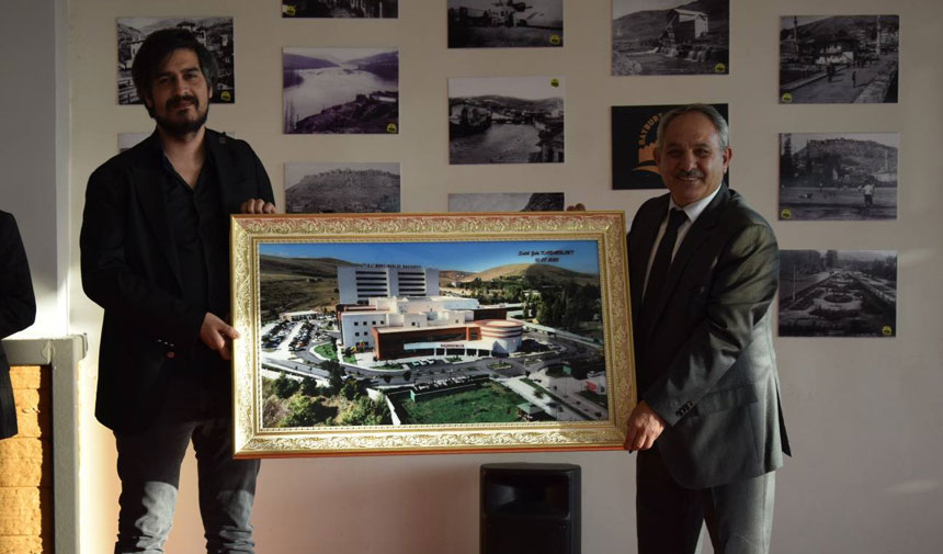 Bayburt Devlet Hastanesinin Muduru Savas Karabuluta Duygusal Veda1