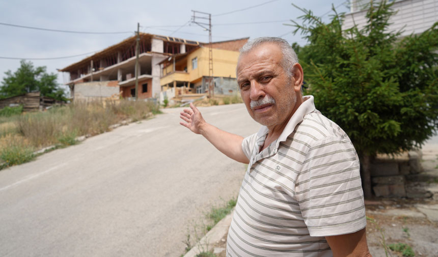 Bayburt Kalesinin Onune Yapilan Bina Tepki Cekiyor3