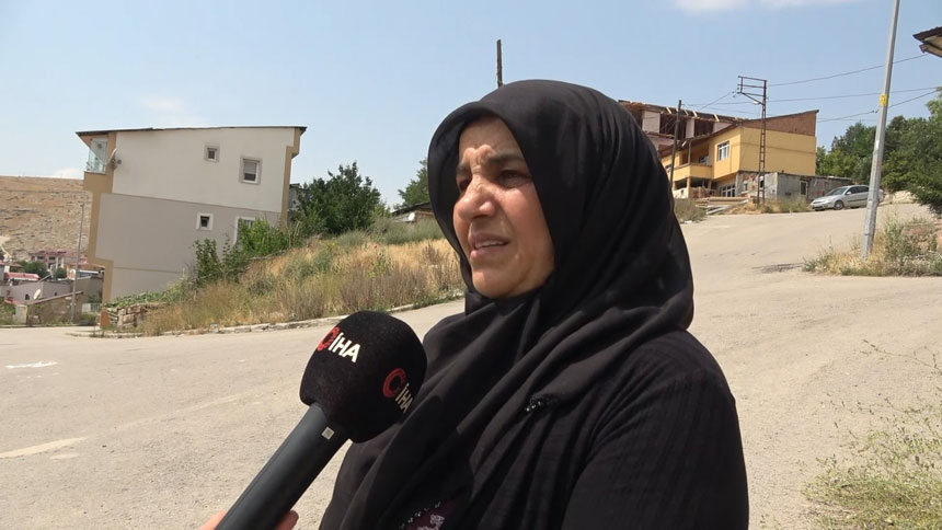 Bayburt Kalesinin Onune Yapilan Bina Tepki Cekiyor6