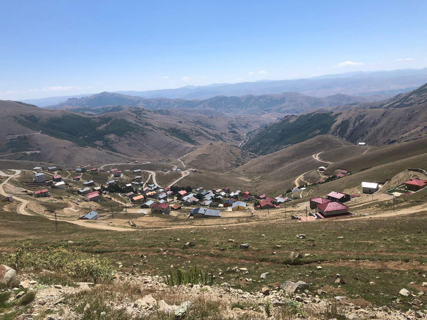 Muhendis Ayhan Celebi Ile Cencul Yaylasi Ve Bayburta Dair5