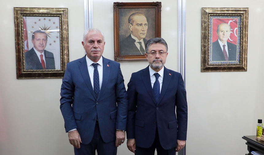 Bakan Yumaklidan Bayburt Belediyesine Ziyaret2