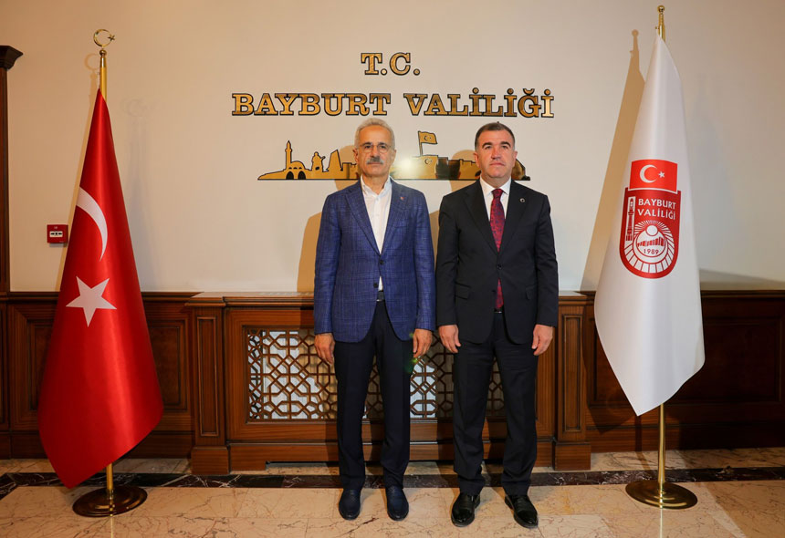 Ulastirma Ve Altyapi Bakani Uraloglundan Bayburtta Ziyaretler3
