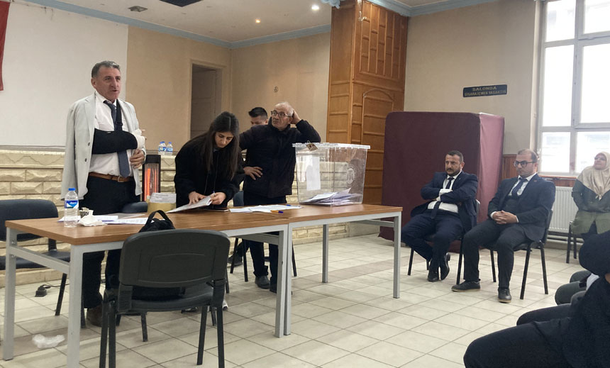 Chp Bayburt Il Baskanligina Avukat Sercan Turker Secildi3
