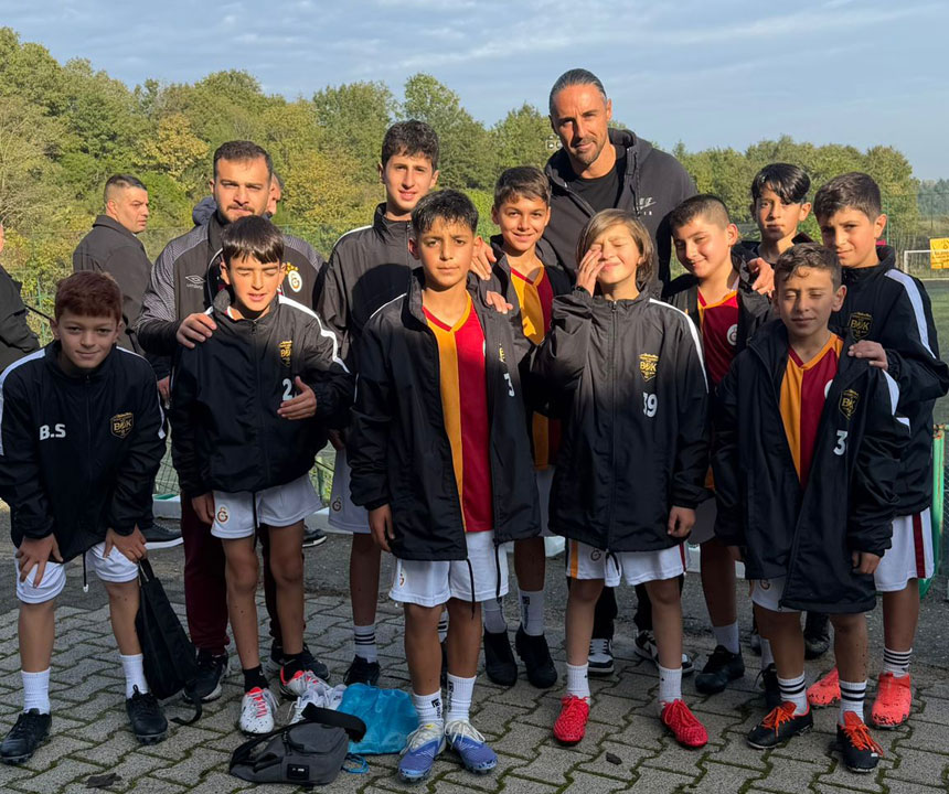 Bayburt Galatasaray U13 Takimi Istanbulda Finale Yukseldi2
