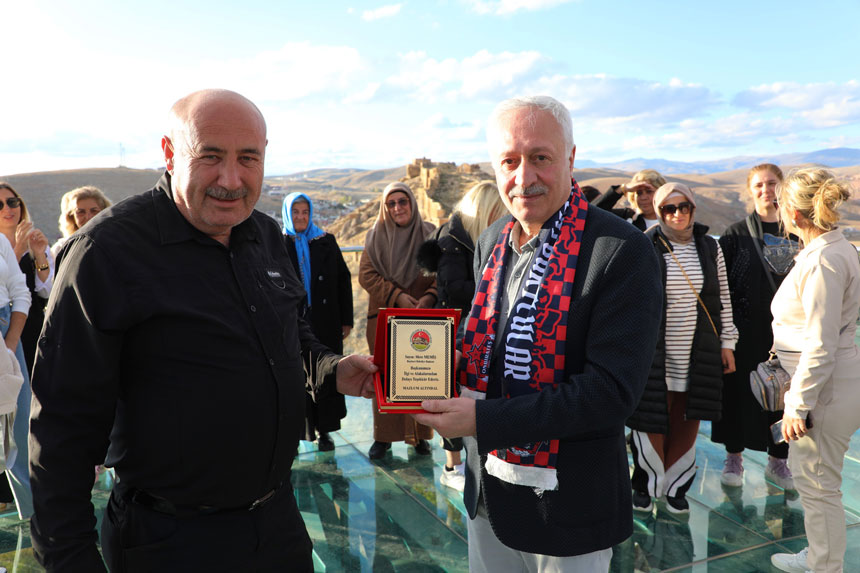 Memleket Ozlemi Bitti 50 Bayburtlu Ilk Kez Sehirlerinde1