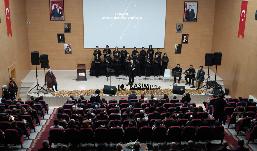 Gazi Mustafa Kemal Ataturk Bayburt Lisesinin Duzenledigi Programla Anildi3