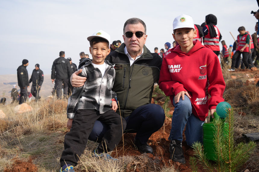 Aslan Dagina 4 Bin Dikensiz Kusburnu Fidani Dikildi2