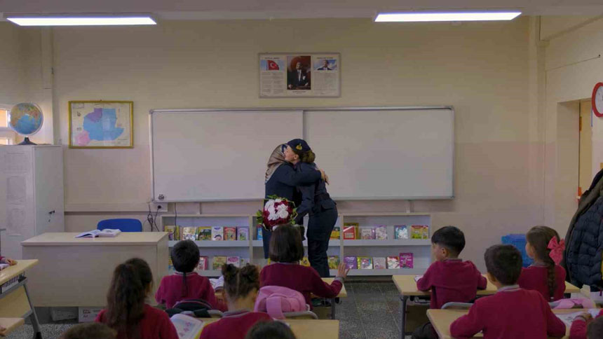 Tegmen Firdevs Sirma Kayacandan Ilham Veren Vefa Oykusu1