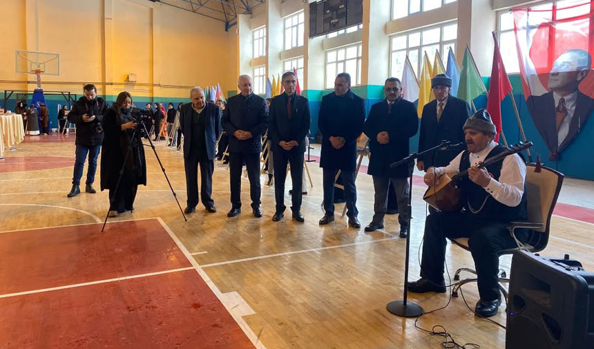 Gecmisin Bilgeligi Genclerin Dilinde Turk Destanlarina Felsefi Bakis1