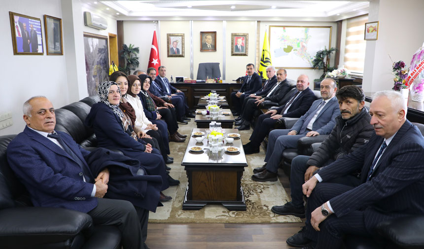 Milletvekili Bulent Tufenkciden Baskan Mete Memise Ziyaret1