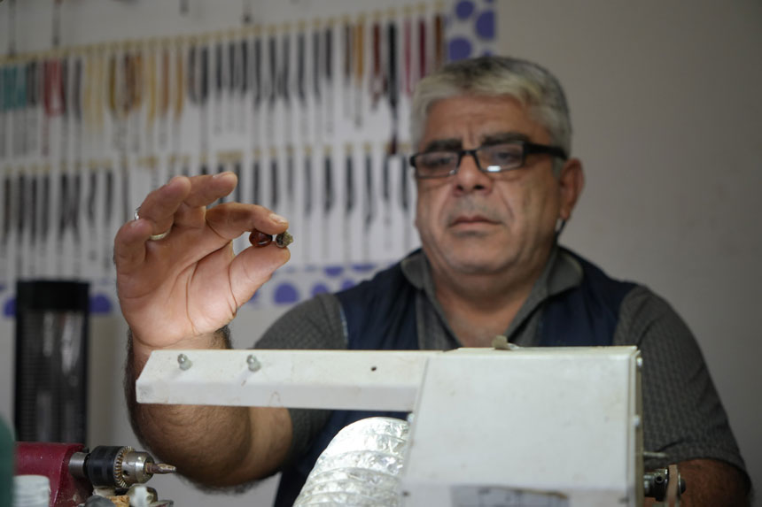 Bayburtlu Ustanin Kehribarindan Tarih Cikti Milyon Yillik Bocek Fosili2