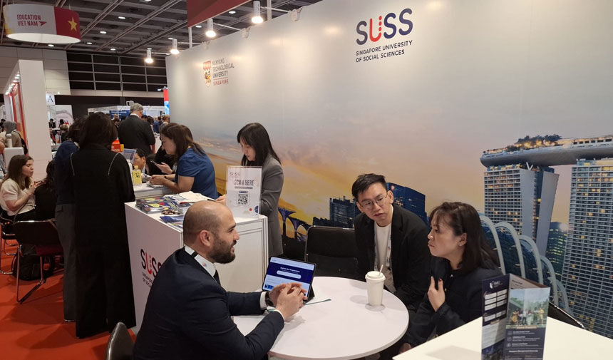 Bayburt Universitesi Hong Kongdaki Uluslararasi Fuarda Yeni Is Birliklerine Imza Atti2