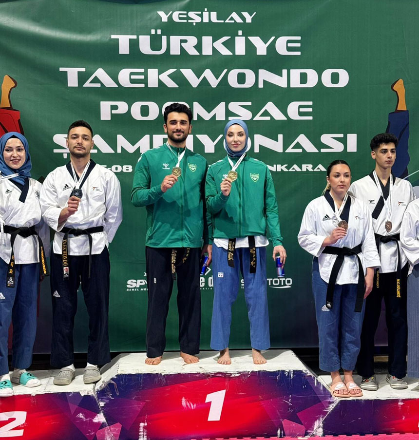 Bayburt Universitesi Ogrencilerinden Taekwondoda Madalya Basarisi1