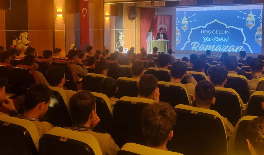 Bayburt Mesleki Ve Teknik Anadolu Lisesinde Ramazan Ayi Ve Oruc Anlatildi1
