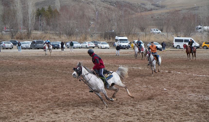 Bayburt Ramazan Bayramini Cirit Ile Veda Etti1