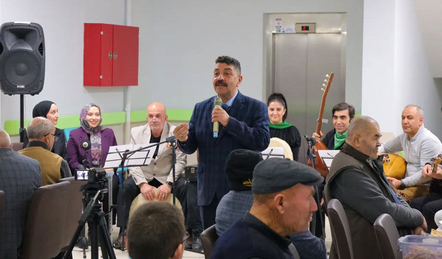 Bayder Muzik Korosundan Huzurevi Sakinlerine Ozel Konser2