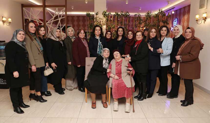 Bayburtta Kadin Gunu Kutlamasi 8 Martta Anlamli Oduller3