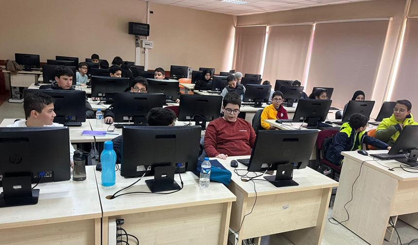 Matematik Atolyesine Bayburt Universitesinden Yapay Zeka Destegi1