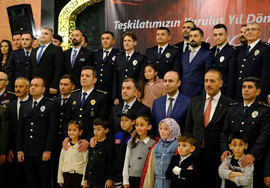 Bayburtta Turk Polis Teskilatinin 181 Kurulus Yil Donumu Kutlandi3
